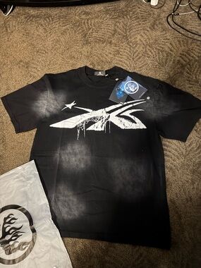 Hellstar Shirt Mens medium Never worn with original bag